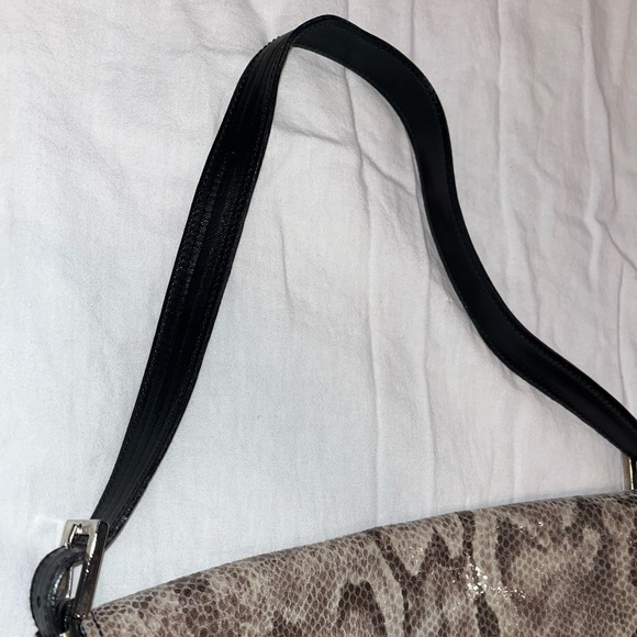 Original (Made in Italy) Cecconi brown snake print handbag with black strap. - Picture 3 of 6
